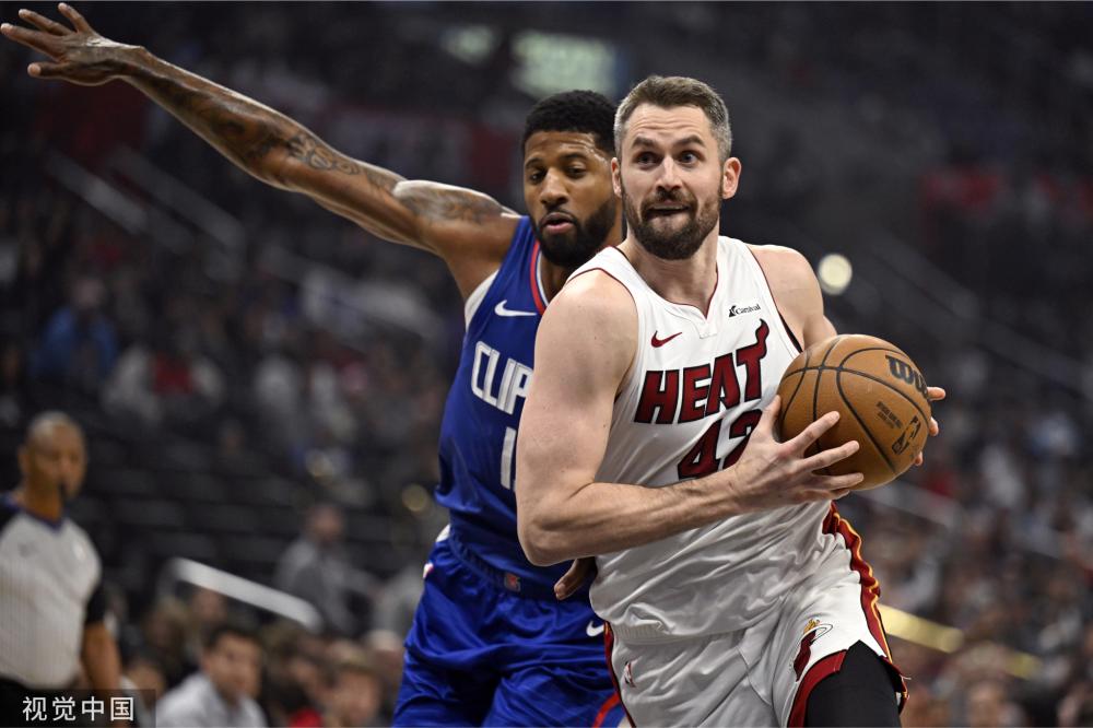 们在欧冠赛 们在欧冠赛