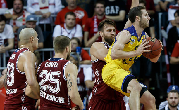 不少豪门长 不少豪门长