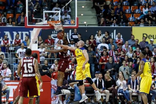 离不开球队 离不开球队