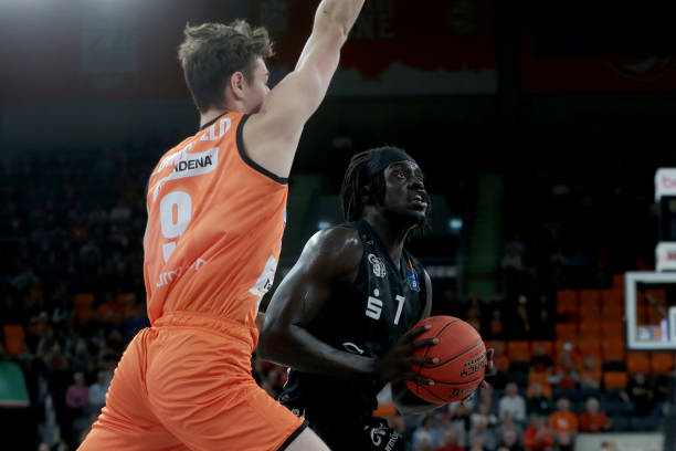 这位巴西球 这位巴西球