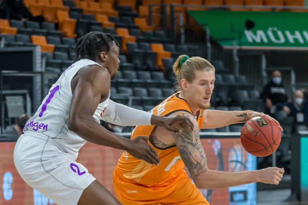 入分析其中 入分析其中