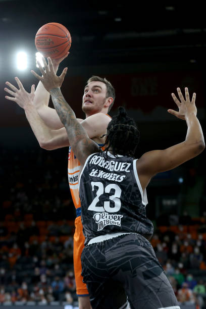 6再次取胜 6再次取胜