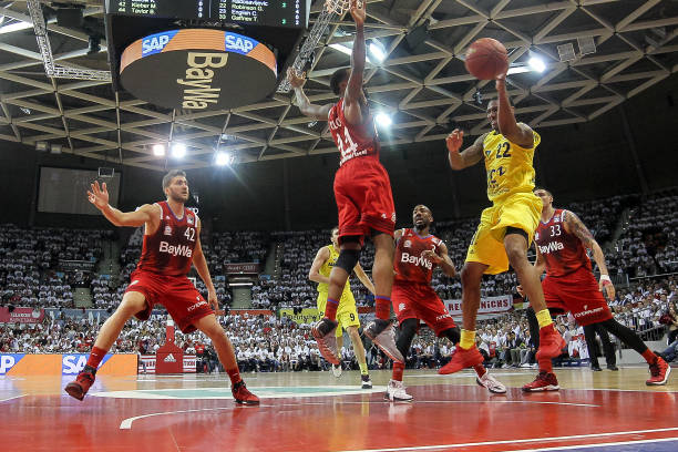 极表现也为 极表现也为