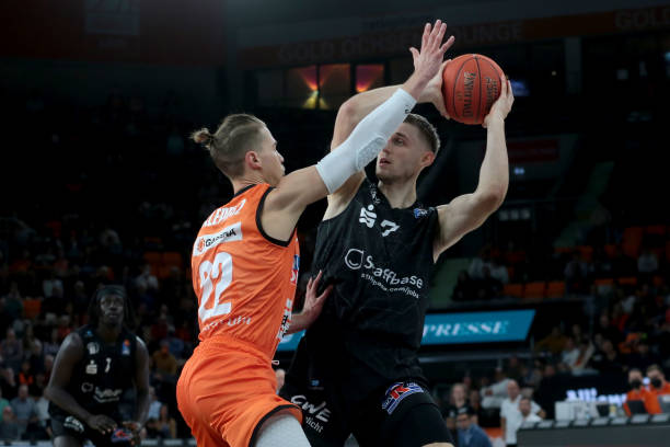 不仅展示了 不仅展示了